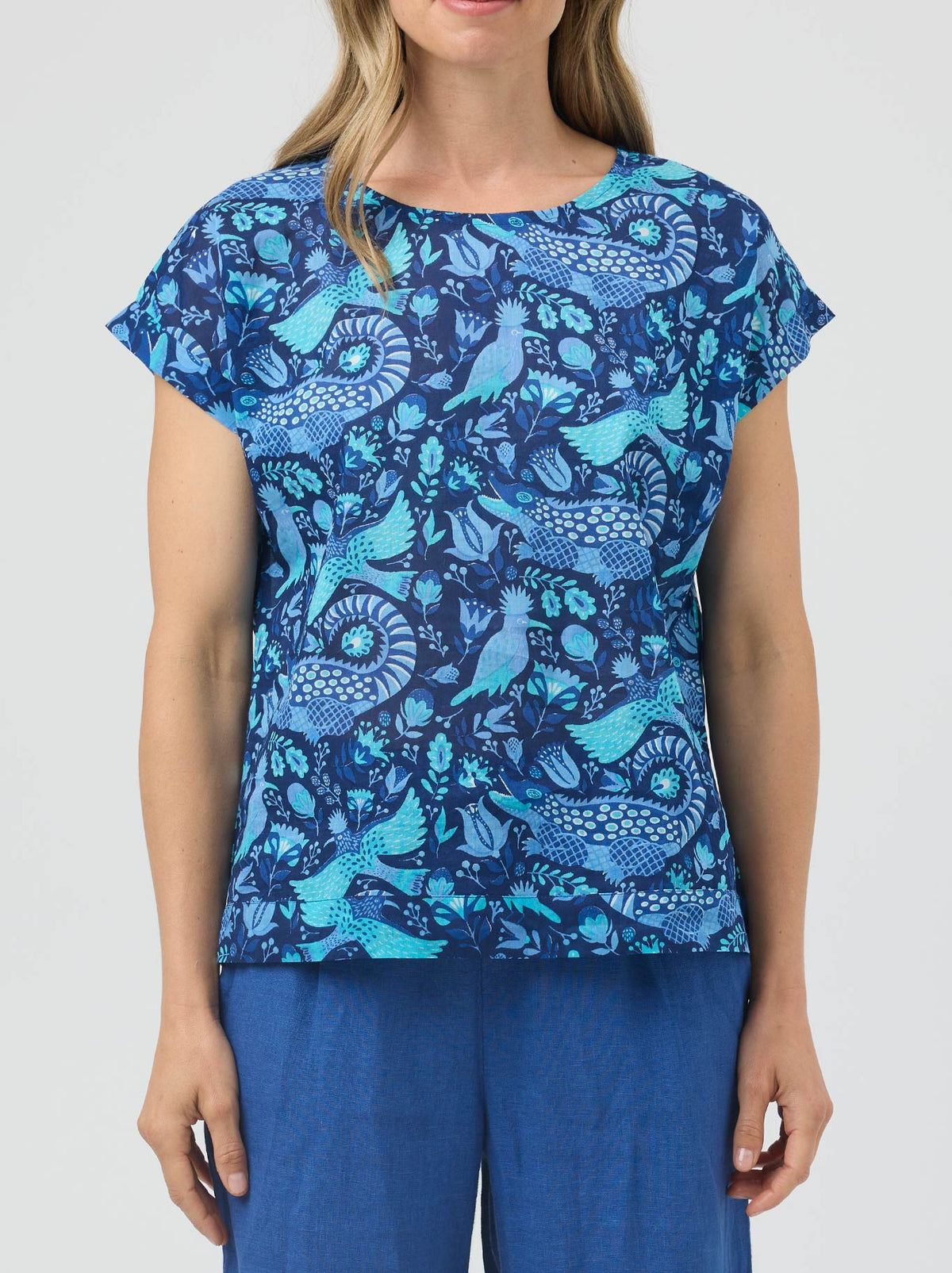 CAKE VICKY ROUND NECK
