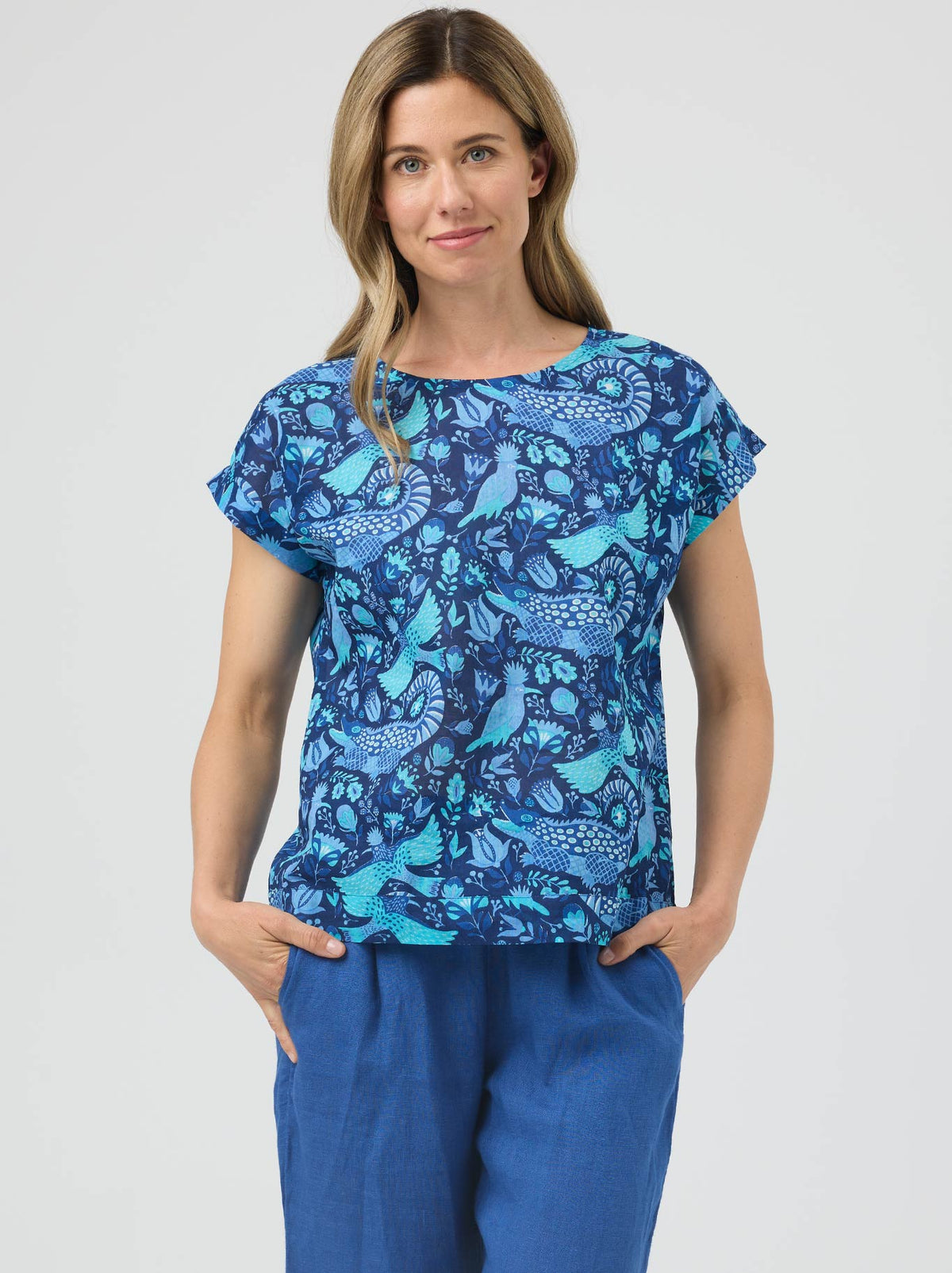 CAKE VICKY ROUND NECK