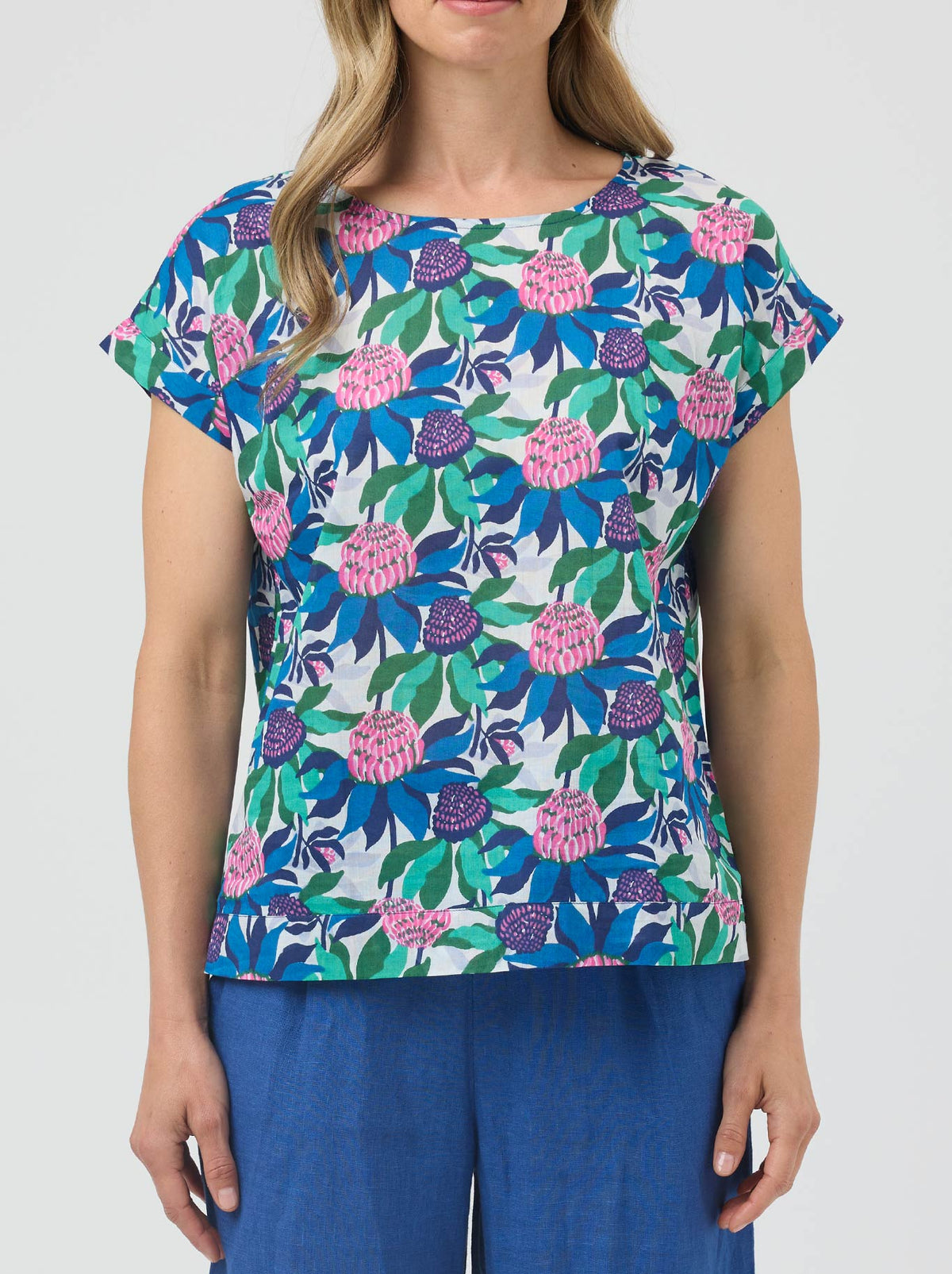 CAKE VICKY ROUND NECK