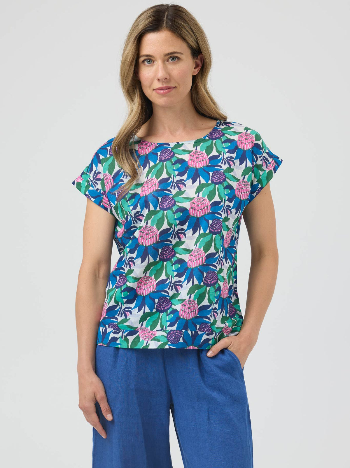 CAKE VICKY ROUND NECK