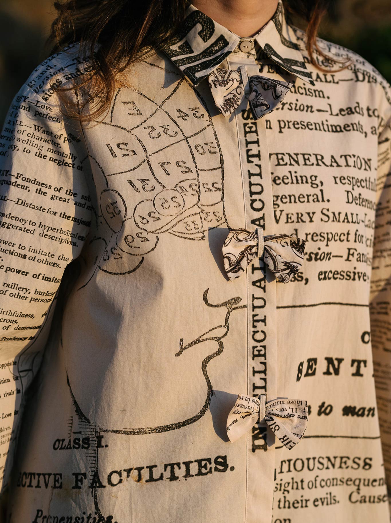 CIRCULAR BY M.A DAINTY NOTEBOOK SHIRT