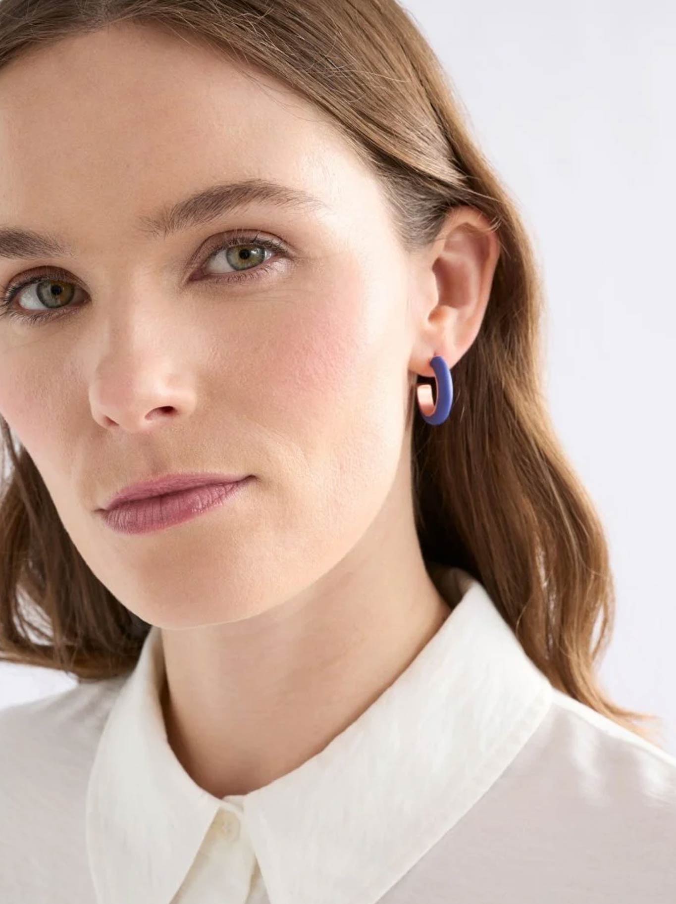 ELK EMAL MINI HOOP EARRING
