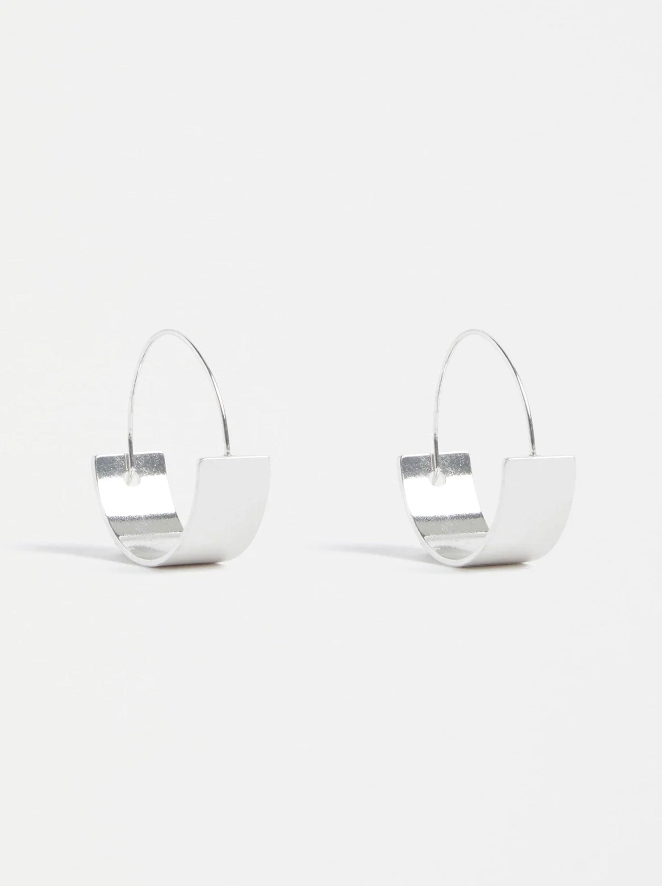 ELK TONA SMALL HOOP EARRING