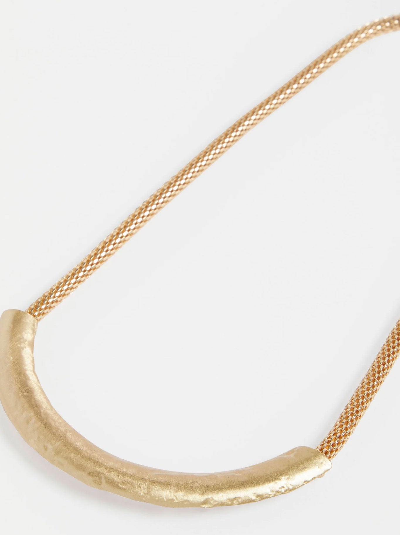 ELK GILD NECKLACE