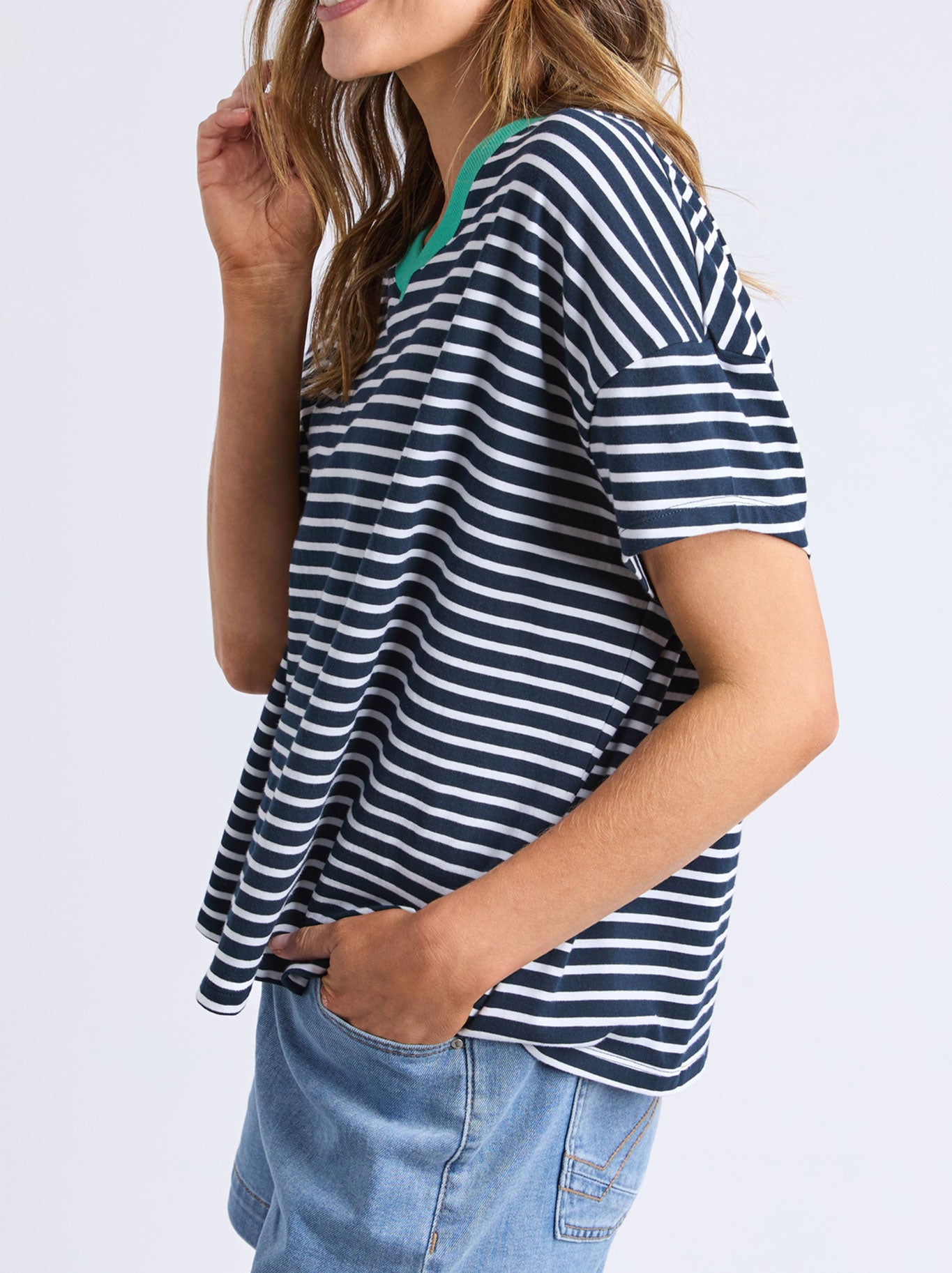 ELM SABRINA TEE