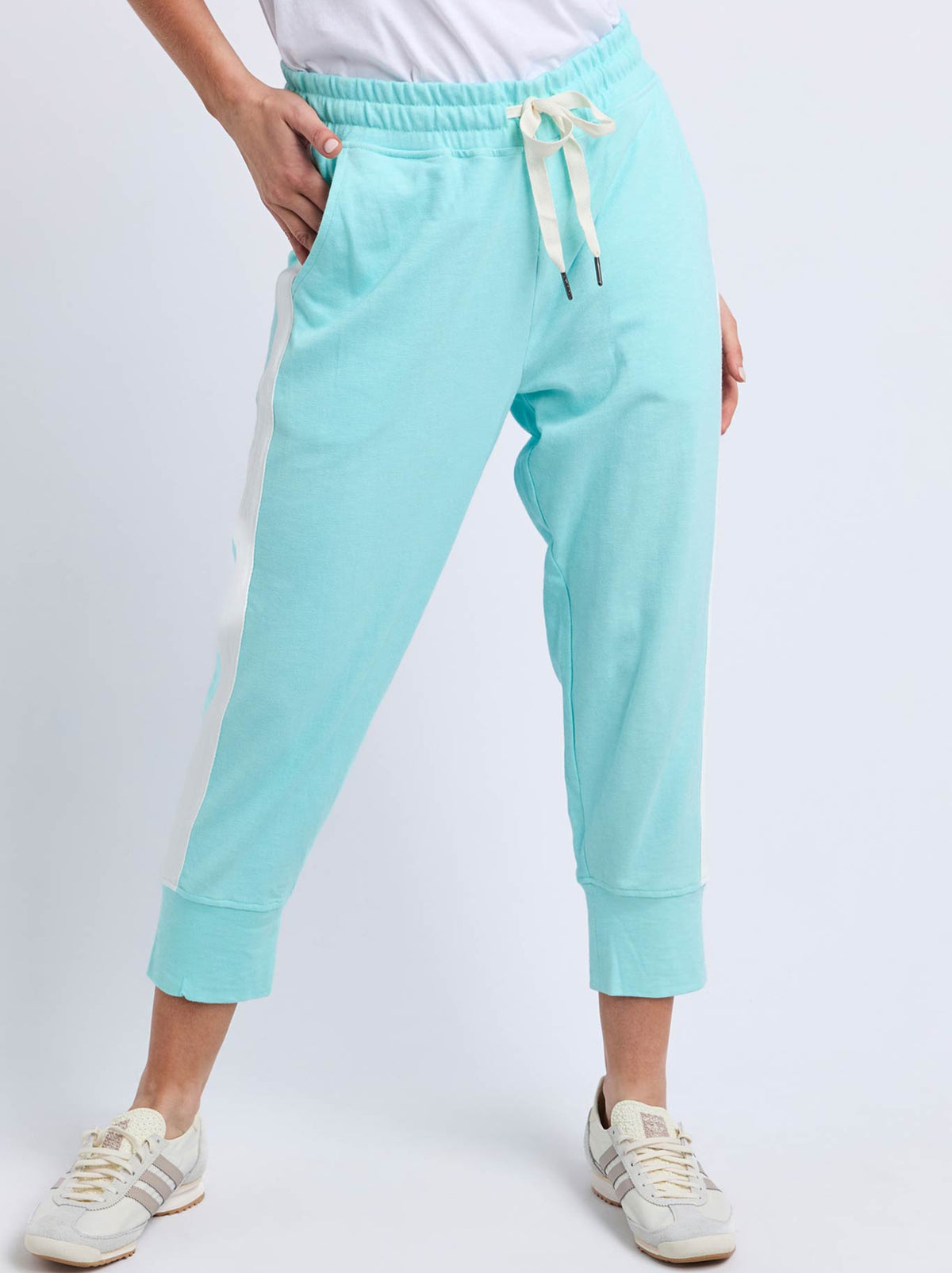 ELM BRUNCH PANT WITH SIDE TAPE