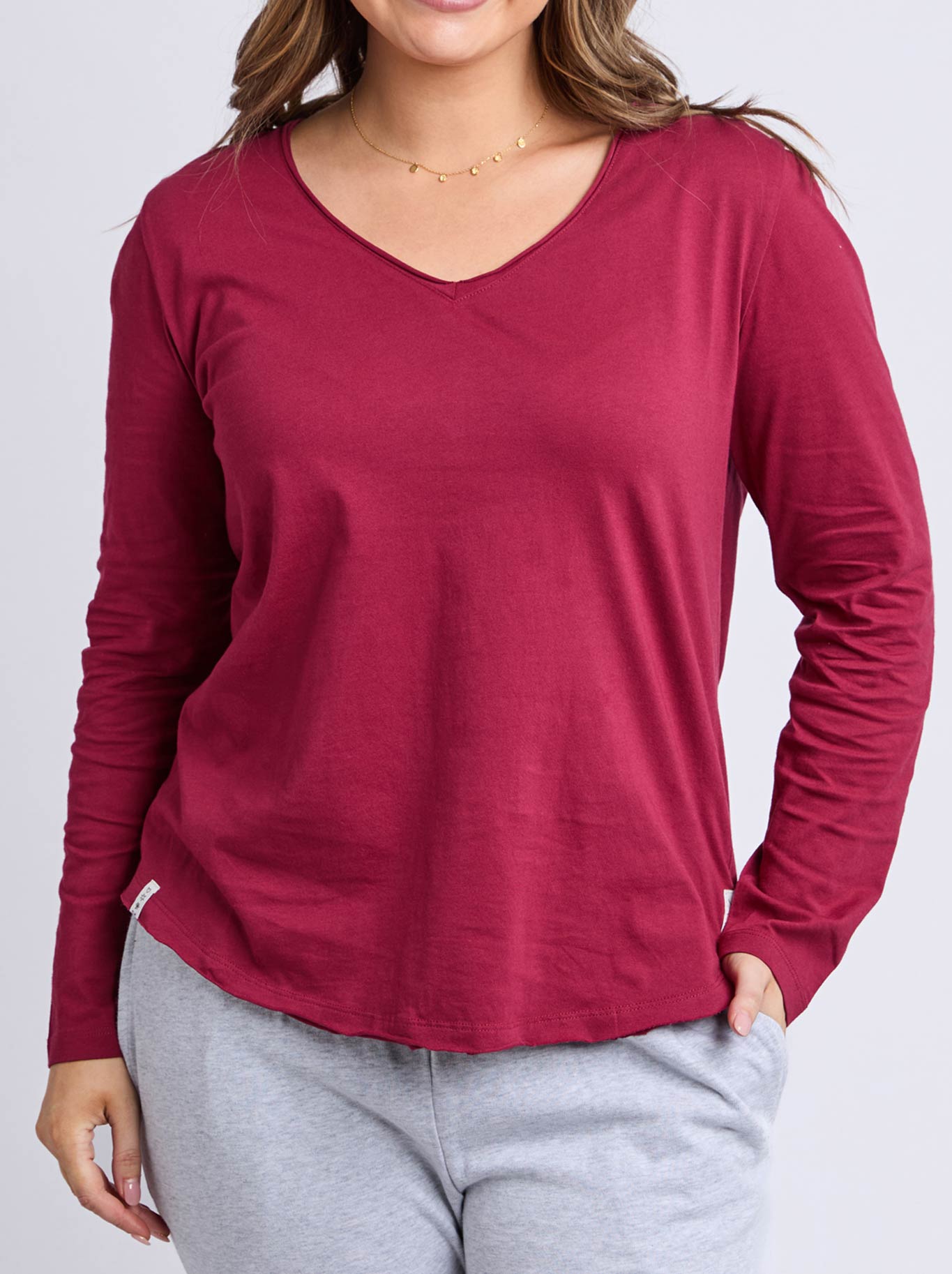 ELM PIMA LONG SLEEVE VEE TEE