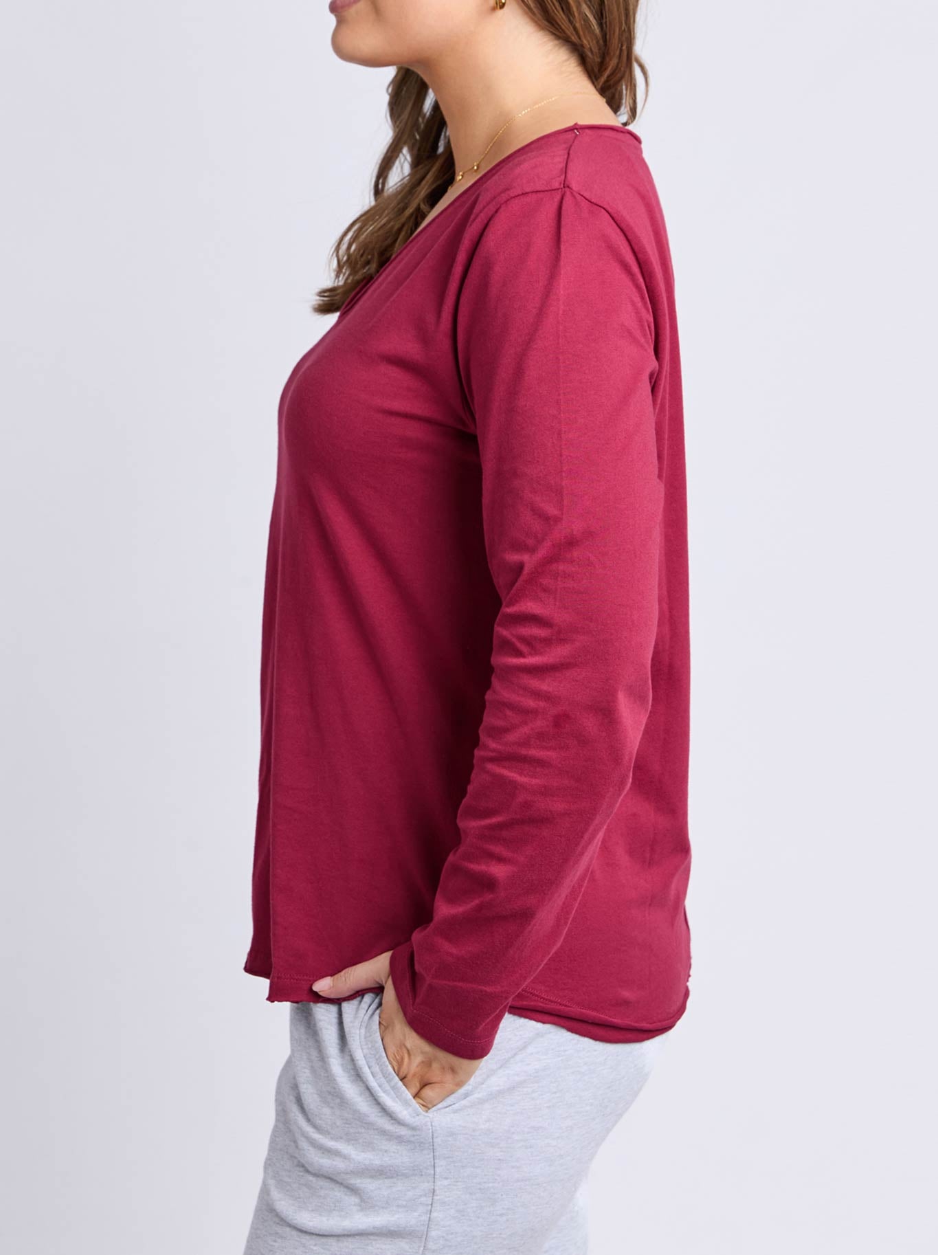 ELM PIMA LONG SLEEVE VEE TEE