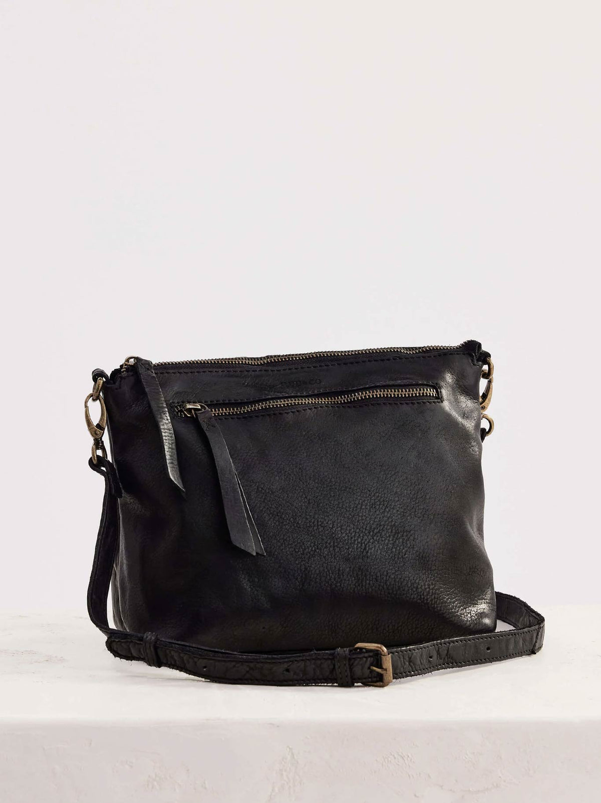 JUJU & CO ESSENTIAL POUCH