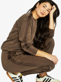 JUMP SATIN TRIM LOUNGE TOP