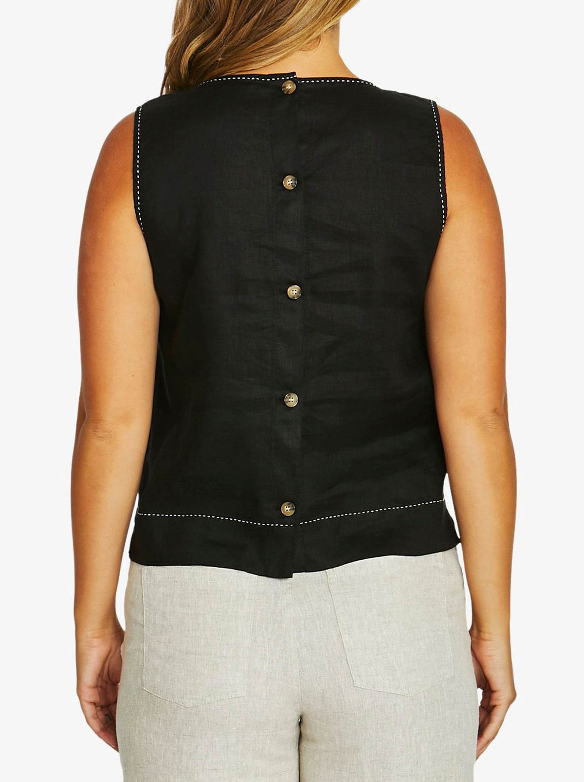 JUMP TACK STITCH TOP