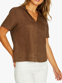JUMP OPEN COLLAR SHORT SLEEVE TOP