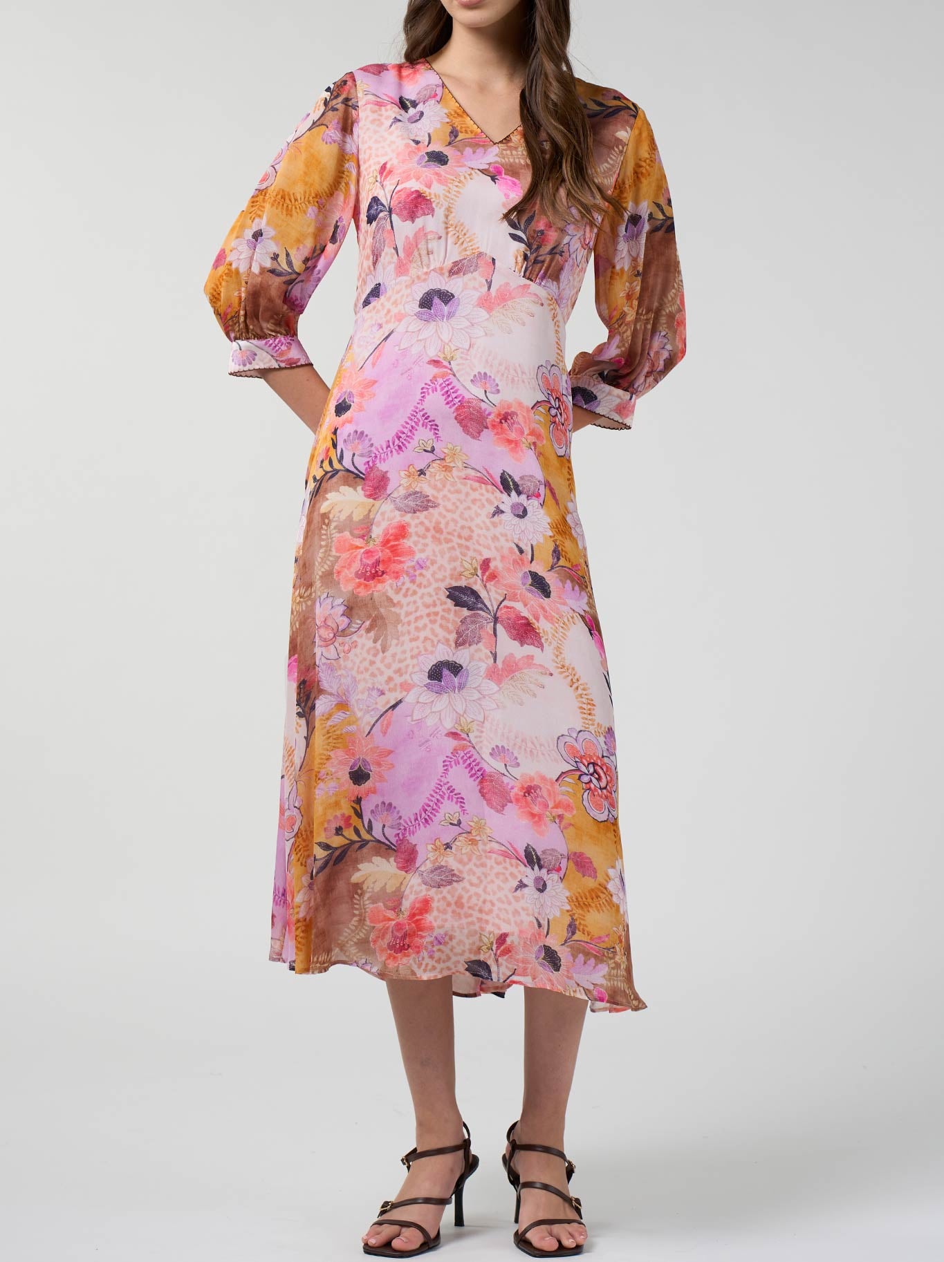 LOOBIE'S STORY BATIKA MIDI DRESS