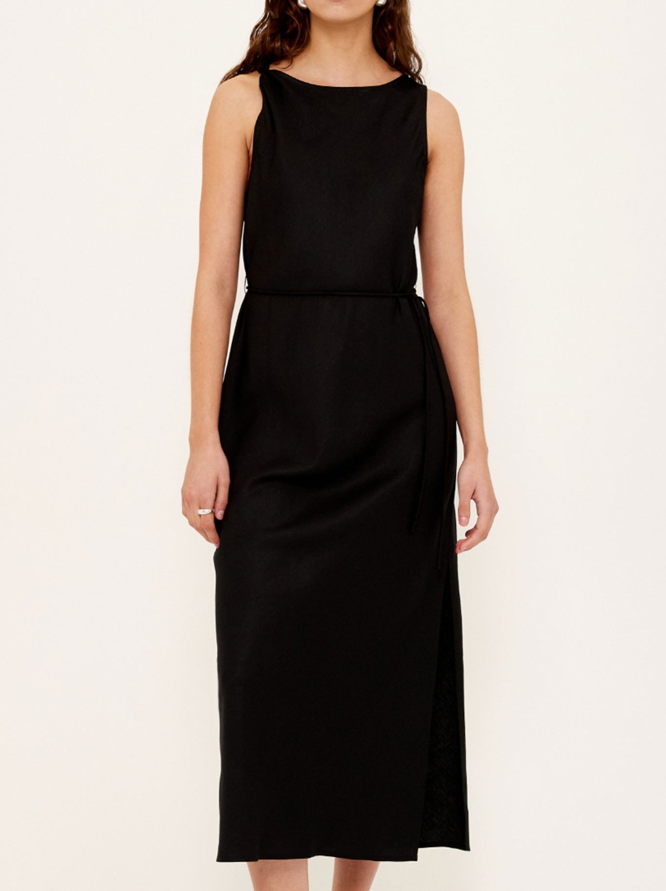 STAPLE THE LABEL SABINE MIDI DRESS