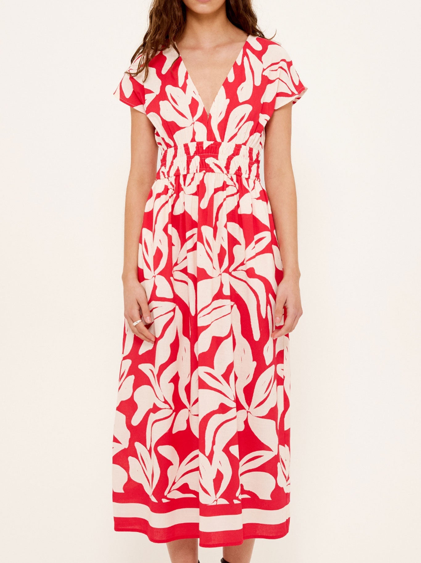 STAPLE THE LABEL SERATA SHIRRED MIDI DRESS