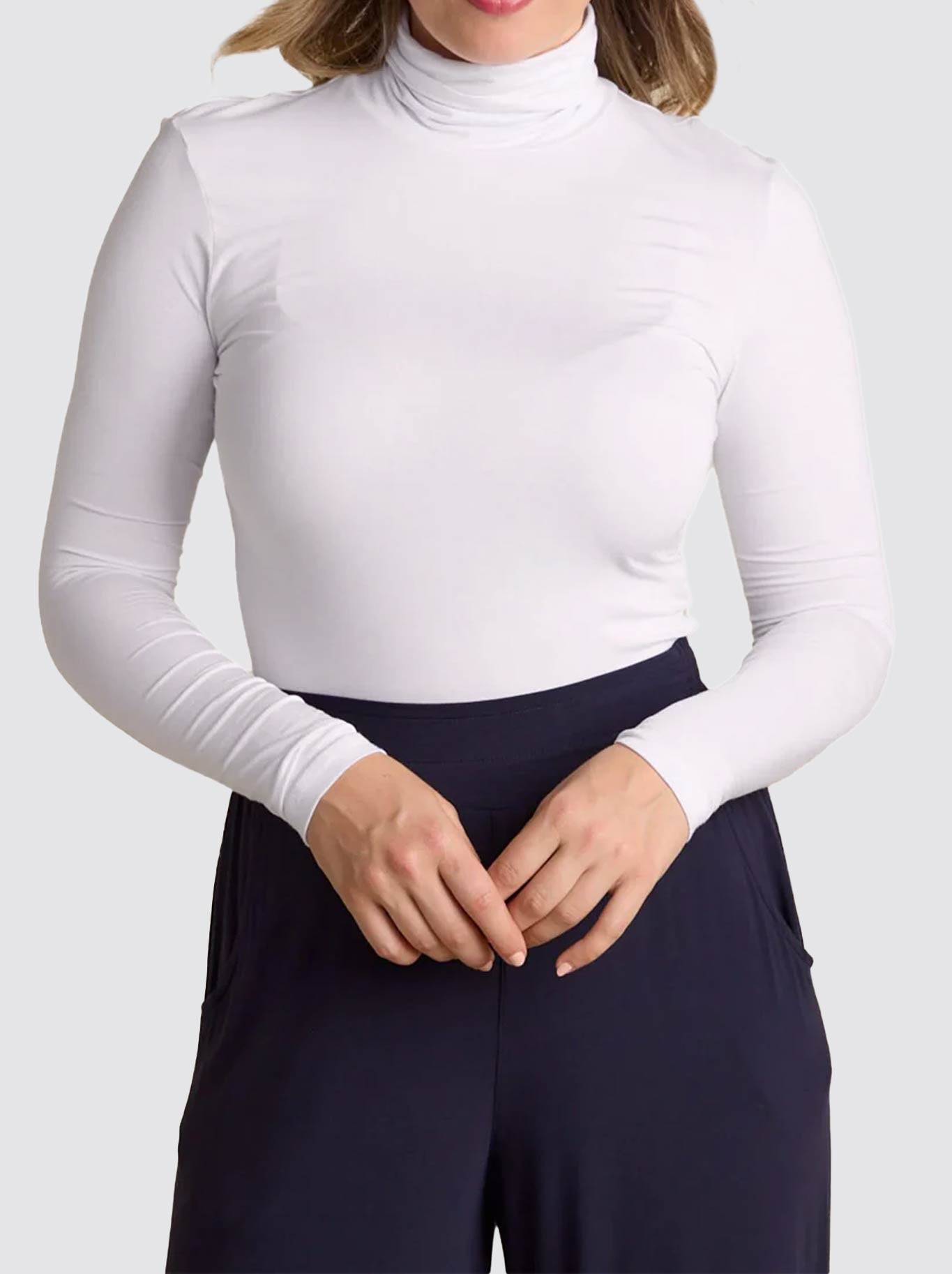 TANI TURTLE NECK