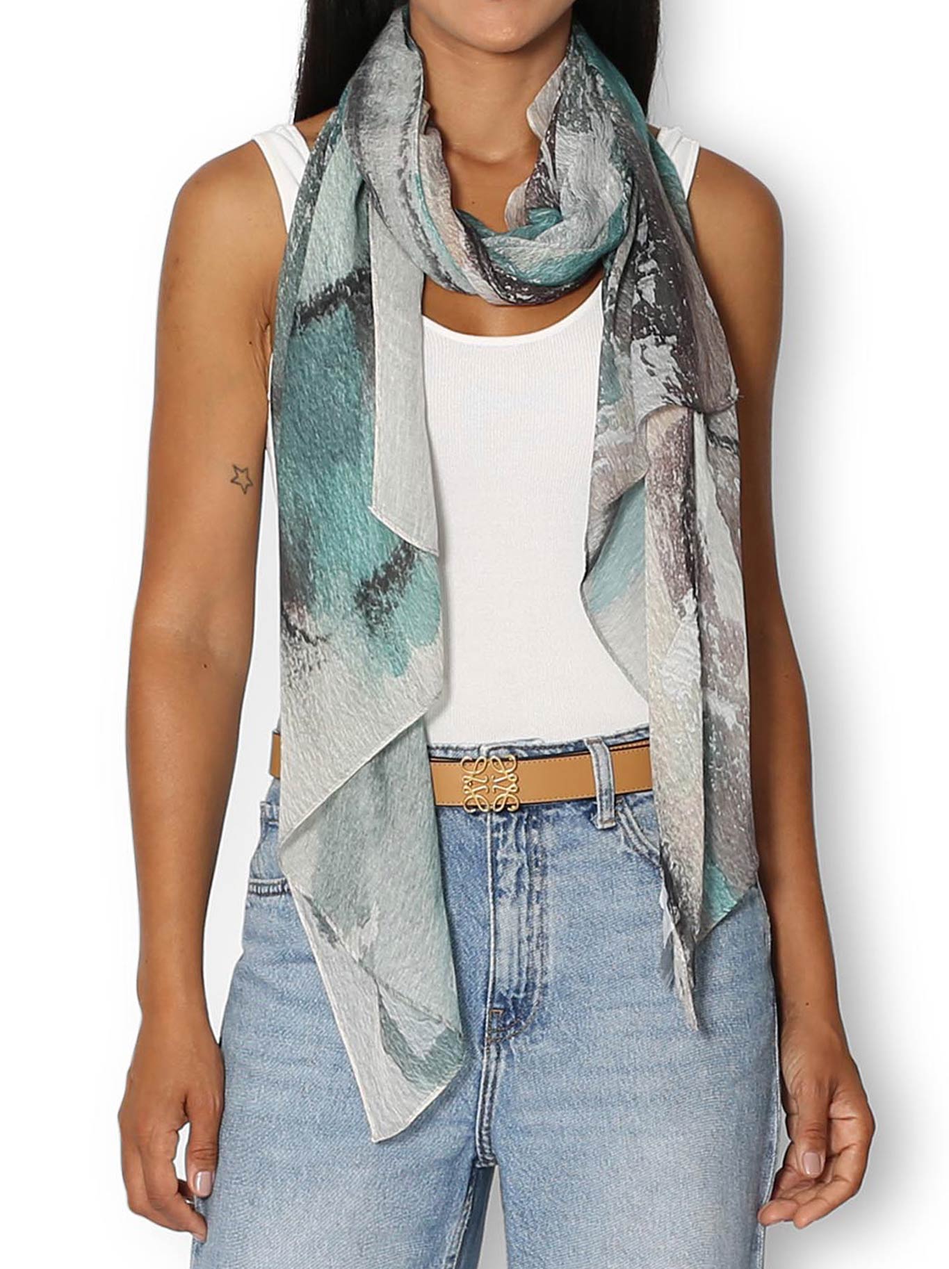 THE ARTISTS LABEL WINTER DANCE SCARF