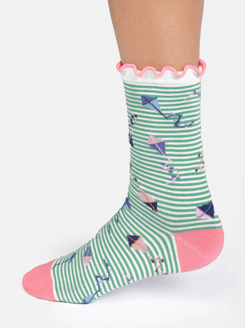 THOUGHT FLYING KITES BAMBOO FRILL CREW SOCKS