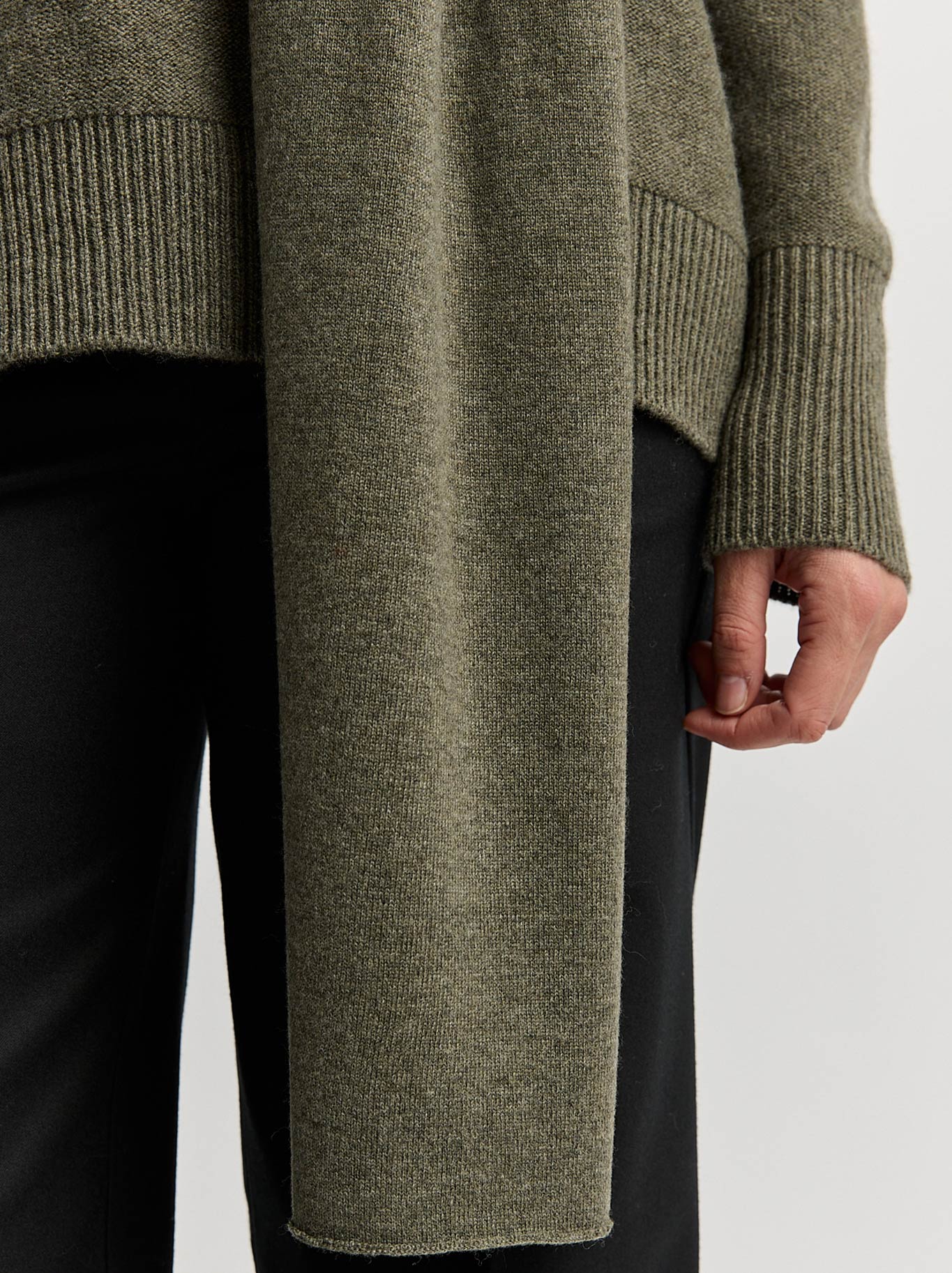 TOORALLIE EXTRA FINE MERINO SCARF