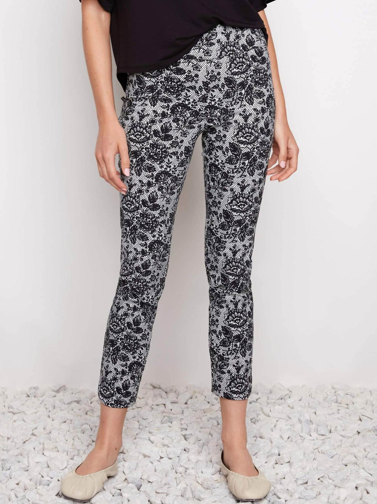 UP! TECHNO SLIM LEG PETAL PANT