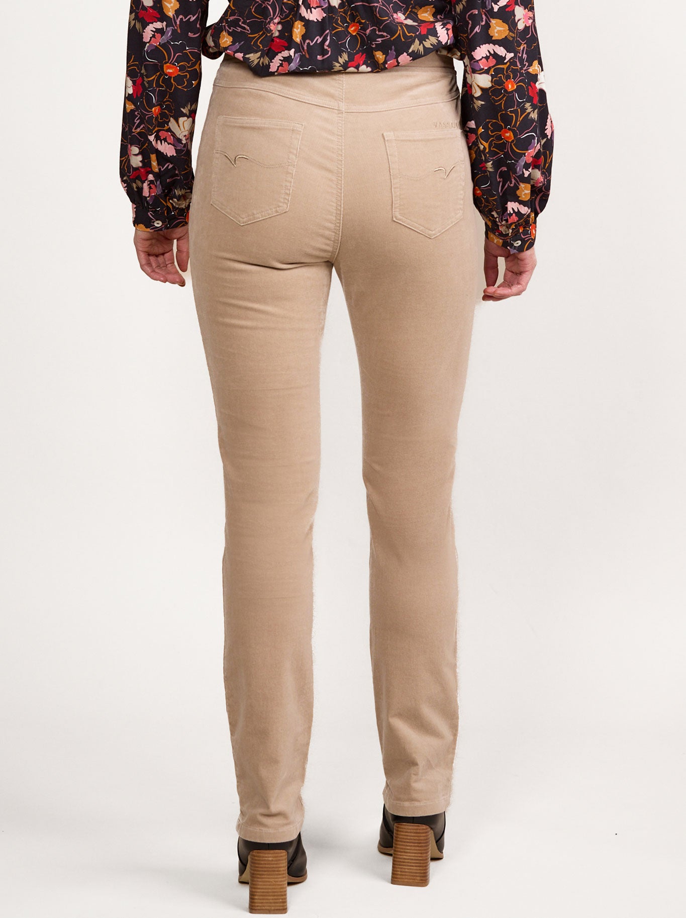 VASSALLI BAY SLIM LEG CORD PULL ON PANT