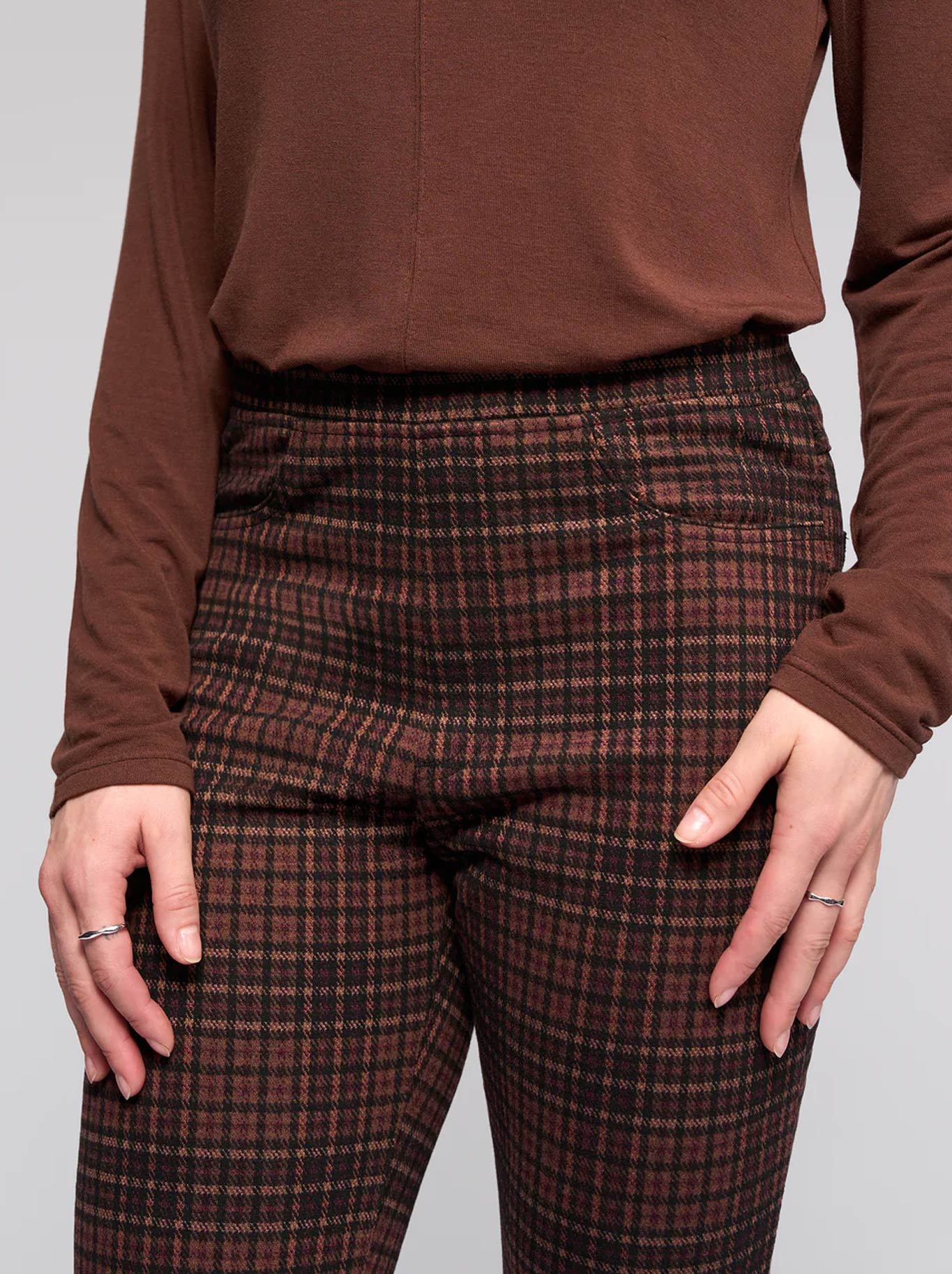 VASSALLI BAY SLIM LEG PULL ON PANT