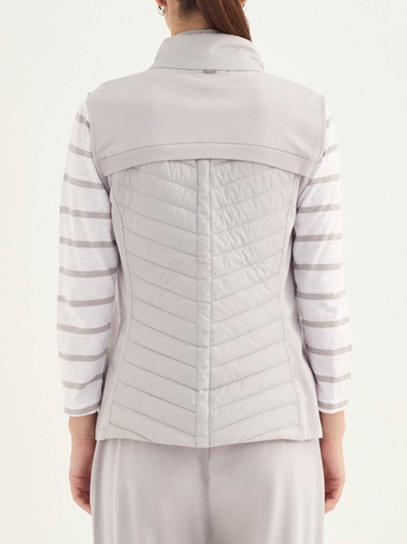 VERGE AWARD VEST