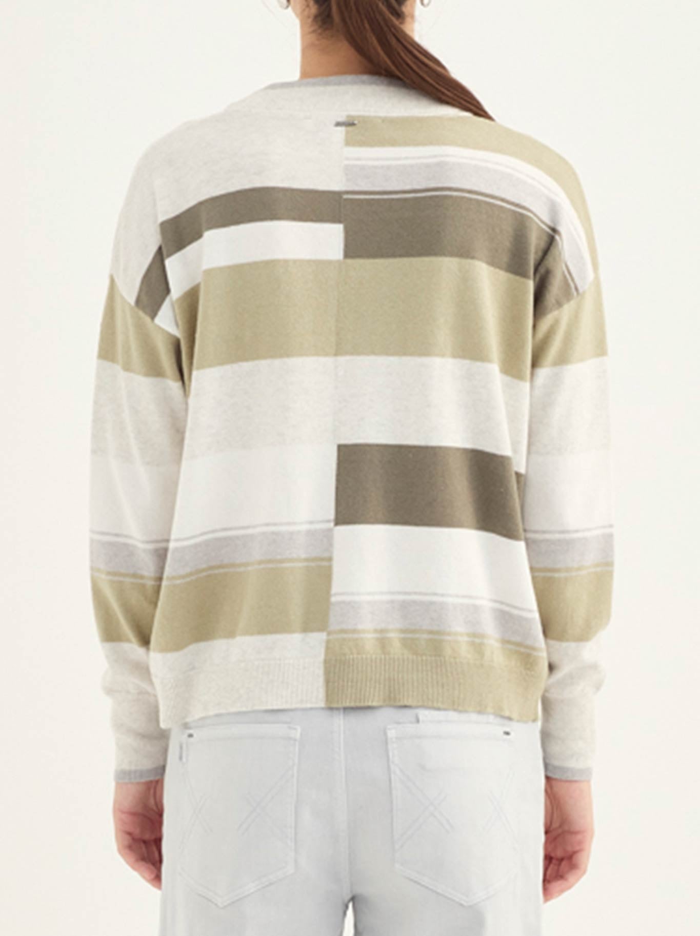 VERGE APPEAL SWEATER
