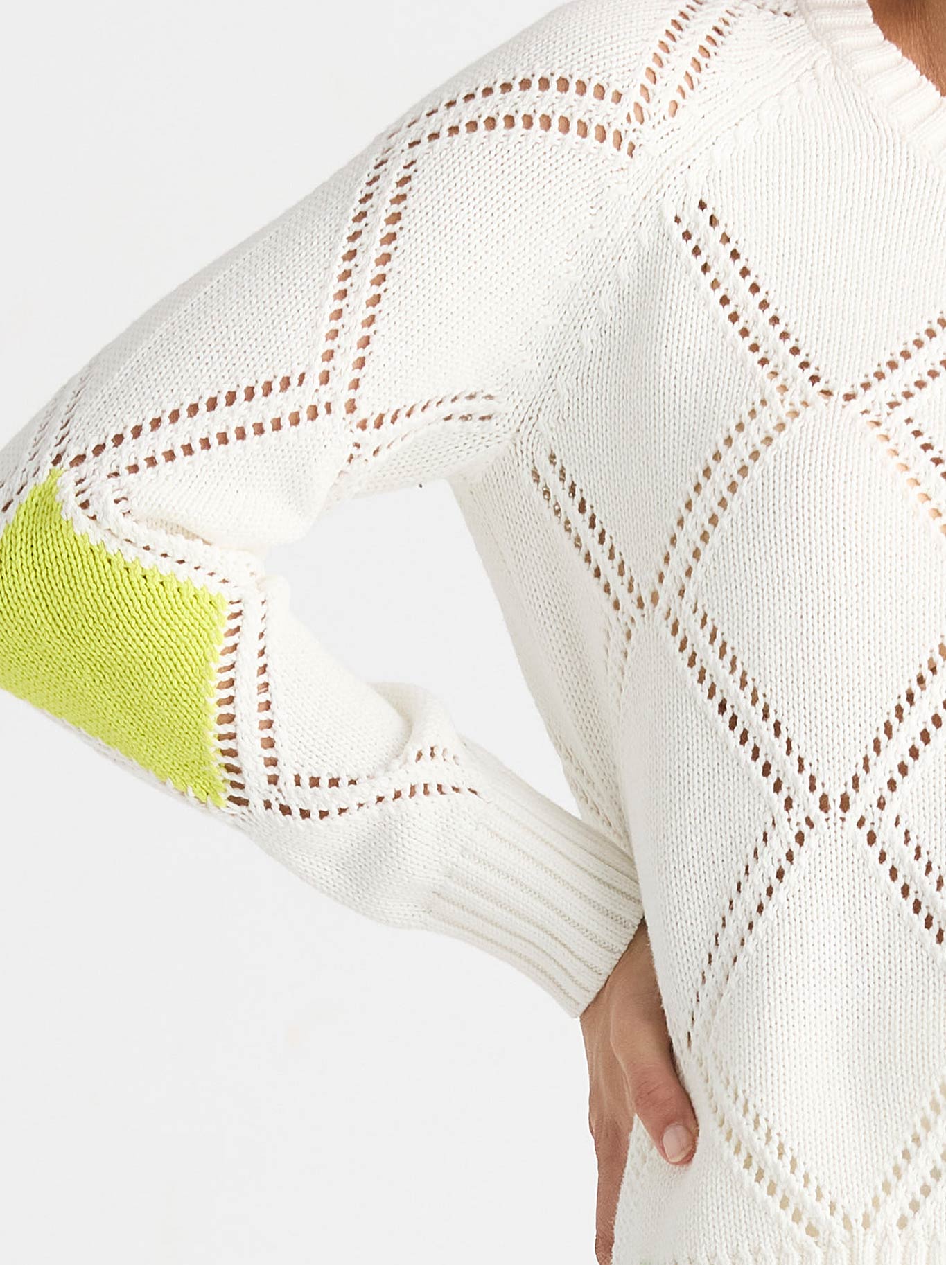 ZAKET & PLOVER DIAMOND DETAIL JUMPER