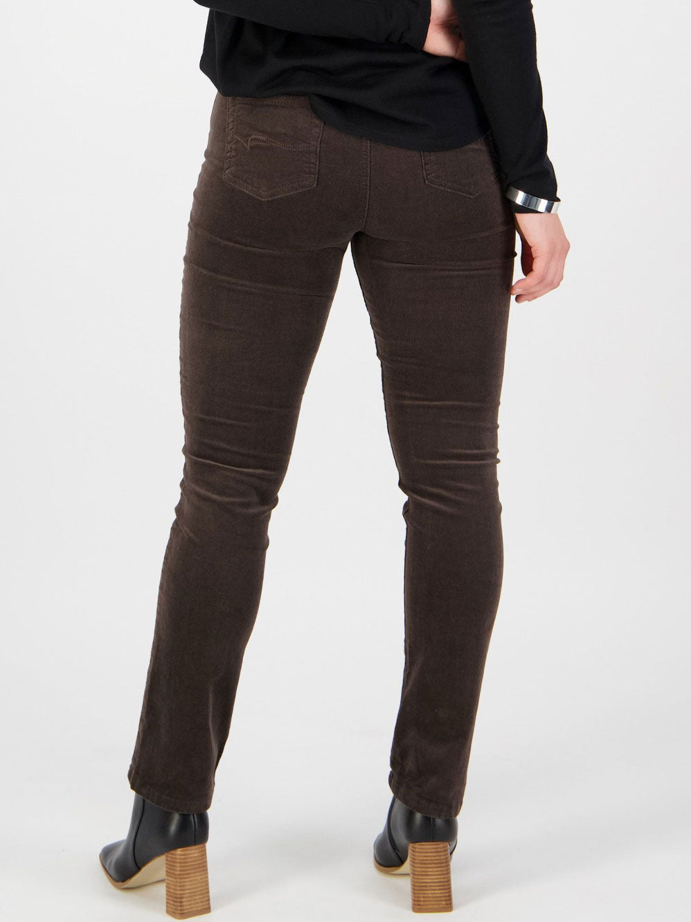 VASSALLI BAY SLIM LEG CORD PULL ON PANT